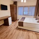 Hotel La Pearl
