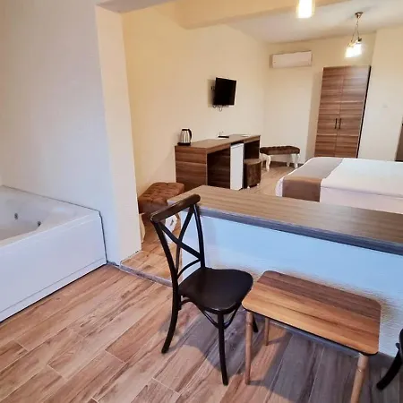 Hotel La Pearl *