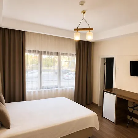 Hotel La Pearl 3*