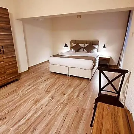 Hotel La Pearl 3*