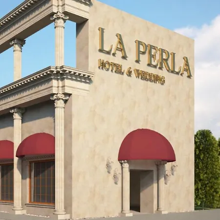 La Pearl Hotel